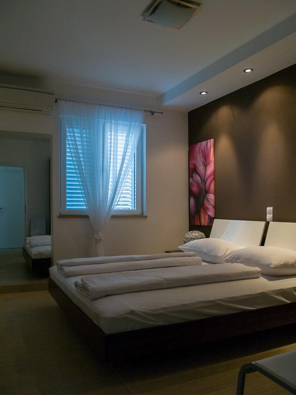 Apartments Marco Polo Banjol Ruang foto